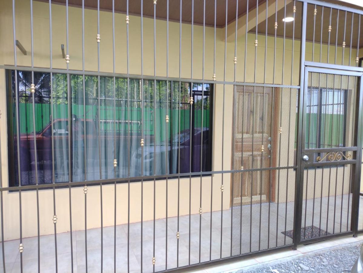 777S Siquirres Apartments, Self Check-In Siqurres Da Alegria Buitenkant foto
